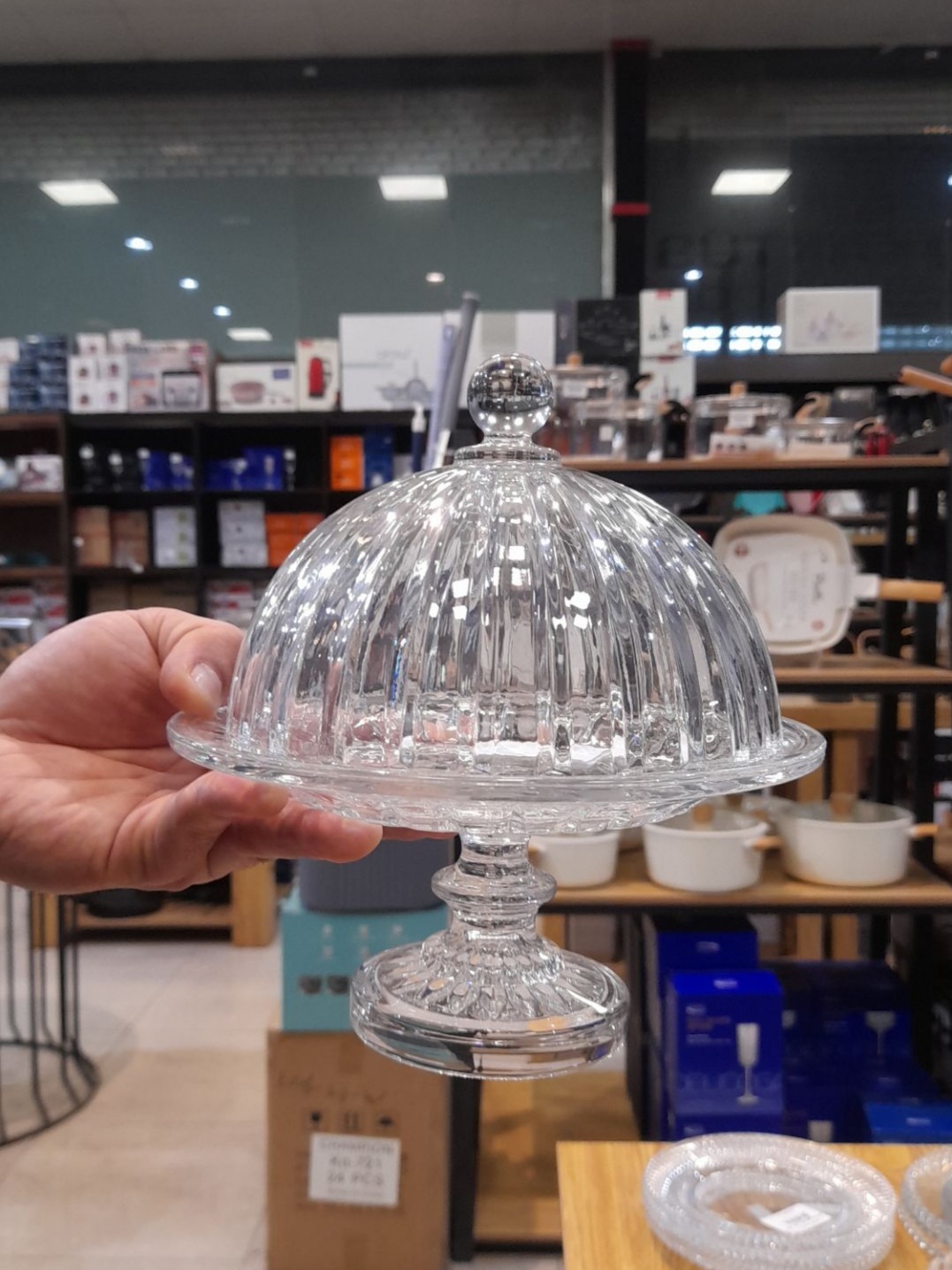 شیرینی خوری بلور پایه دار