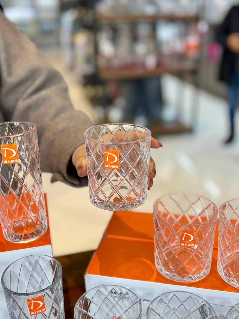 لیوان و نیم‌لیوان شیشه‌ای Deli Glass طرح لوزی (وارداتی)